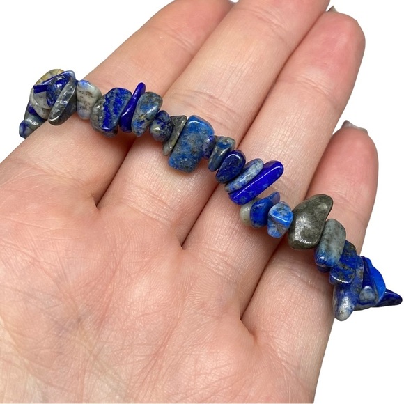 Lapis Lazuli Gemstone Chips Beaded Stretch Bracelet - Picture 6 of 7